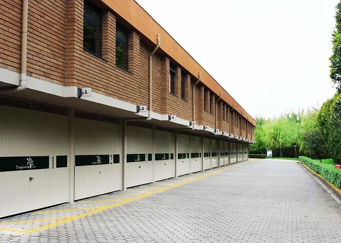 Tropicana 2* ヴィラ・ノヴァ・デ・ガイア